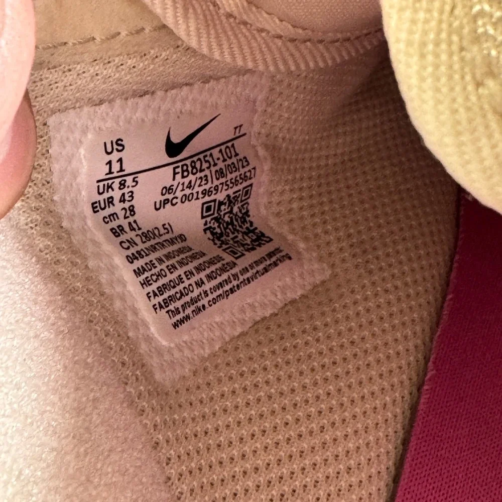 Nike any wear